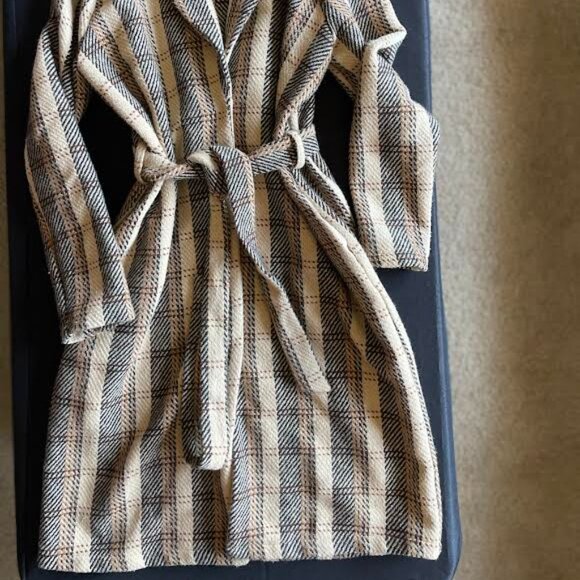 Windsor, Plaid Fall Jacket, does not have a size - I would say Med - Picture 2 of 3